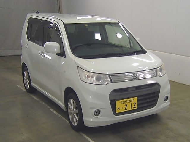 60112 Suzuki Wagon r MH34S 2013 г. (Honda Kyushu)